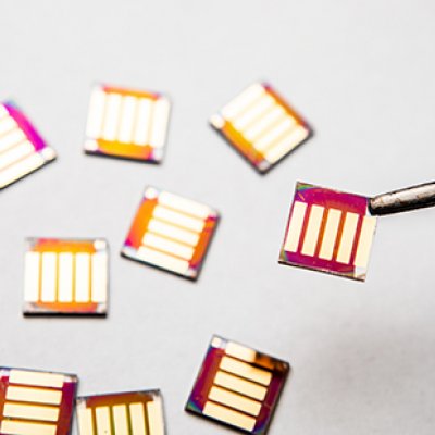 A UQ team has developed quantum dot solar cells that can be made into thin, flexible films and used to generate electricity even in low-light conditions